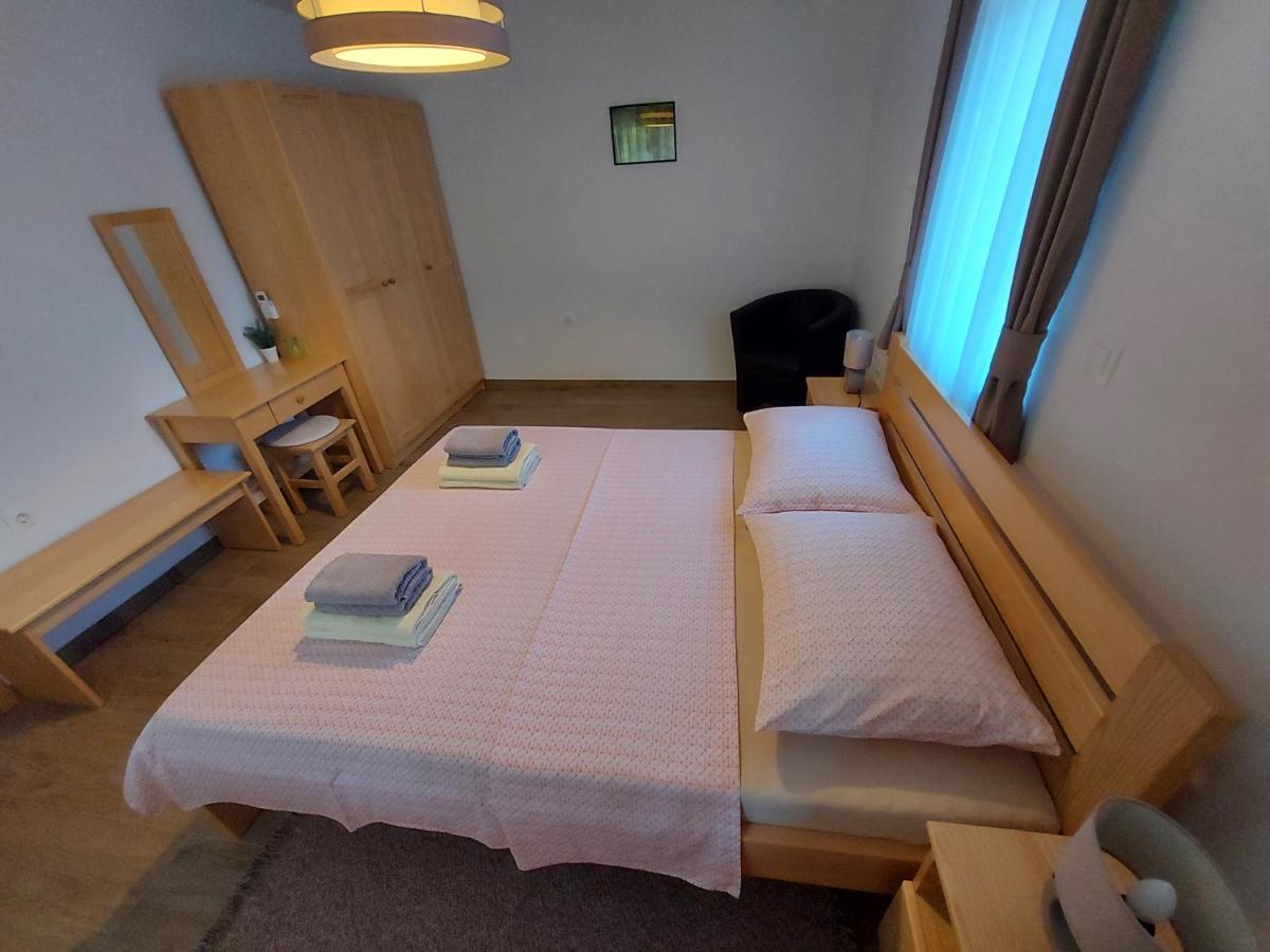 Holiday Home, Apartman Obajdin Slunj Dış mekan fotoğraf