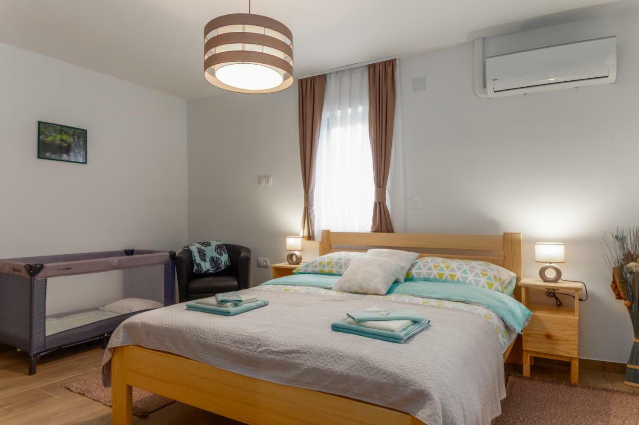 Holiday Home, Apartman Obajdin Slunj Dış mekan fotoğraf